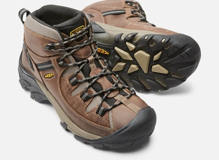 タ40527　KEEN キーン TARGHEE 2 MID WP　27ｃｍ