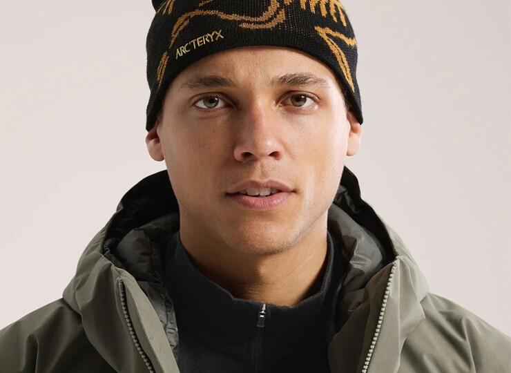 BirdHeadToque